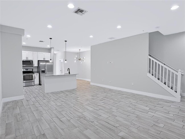 Photo - 2233 E Kaley Ave
