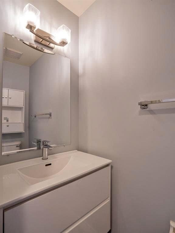 Photo - 301 Edgewood St