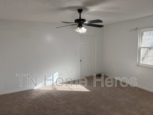 Photo - 1911 Laurans Ave