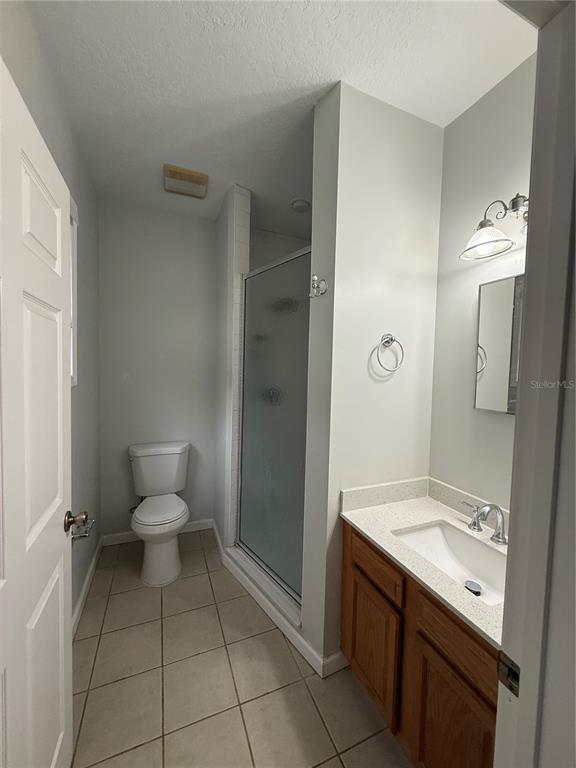 Photo - 325 W Jean St