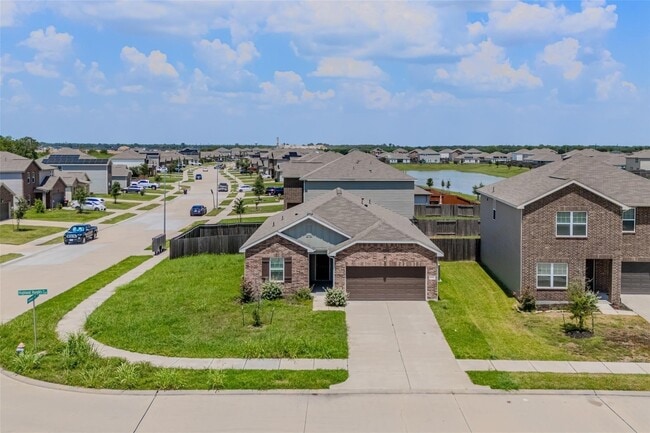 Building Photo - 6307 Highland Hts Dr