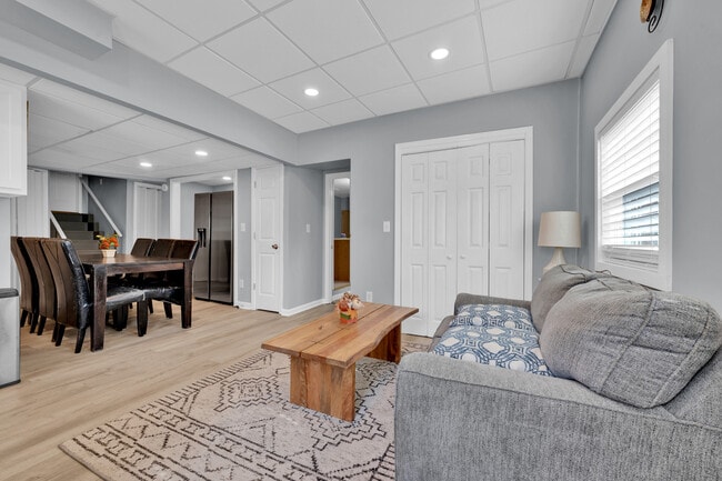 Photo - 2224 Hawksbury Ln