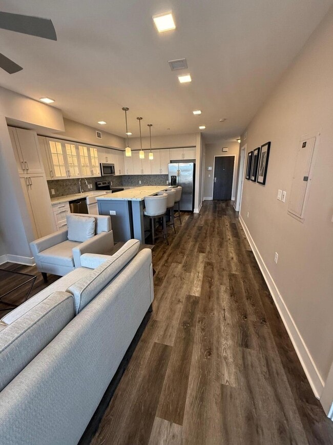 Photo - 480 N Main St Unit 201