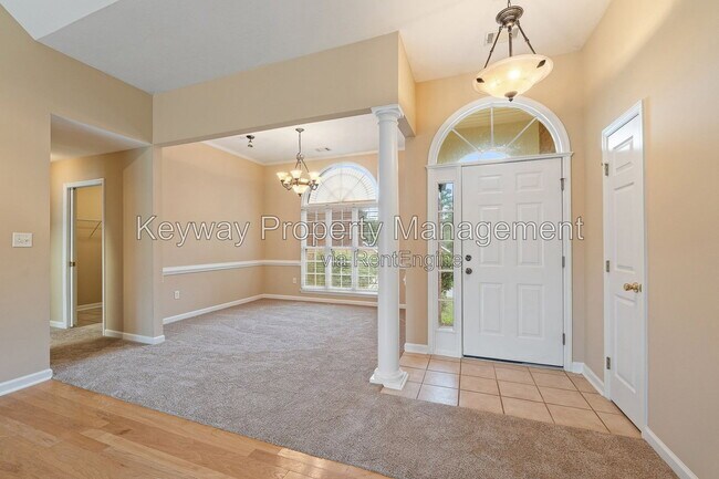 Photo - 803 Bell Springs Ct