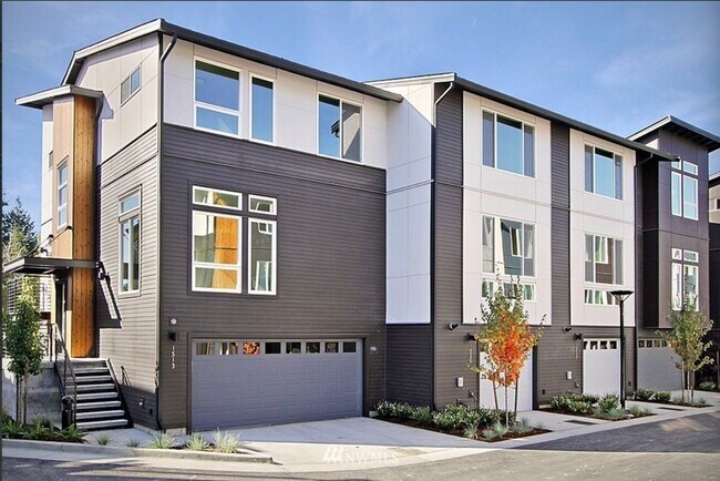 Photo - 13955 NE 15th Ct Townhome