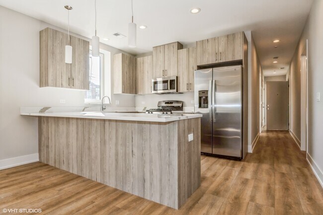 Photo - 3216 N Karlov Ave Unit 4N