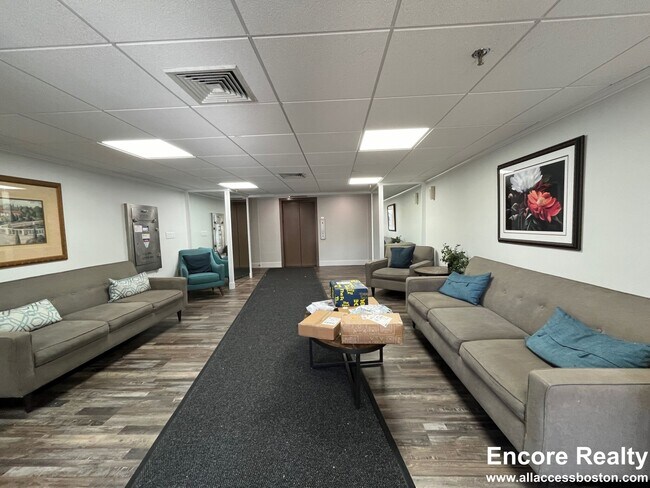 Photo - 385 Massachusetts Ave Unidad 79