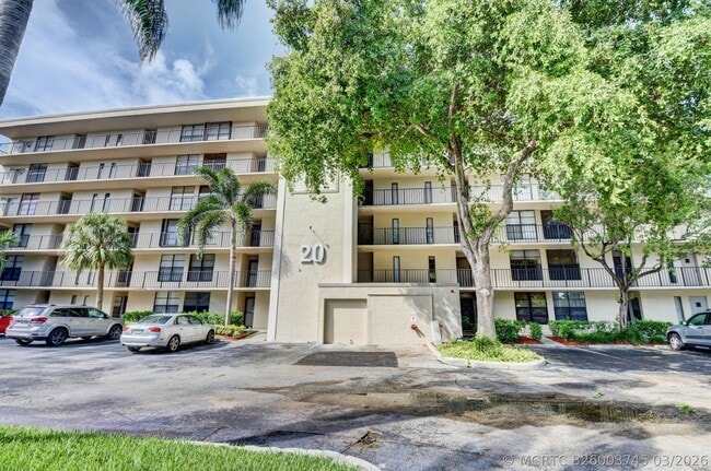 Photo - 20 Royal Palm Way Unit 503