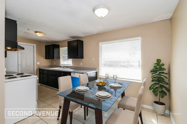 10966 Whitly Ct
