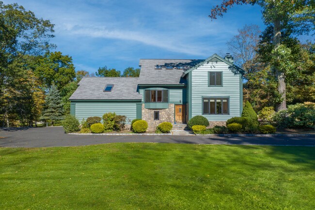 Photo - 388 Taconic Rd House