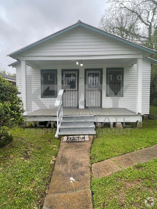 Building Photo - 2 Bedroom, 1 Bathroom Home in Lafayette!