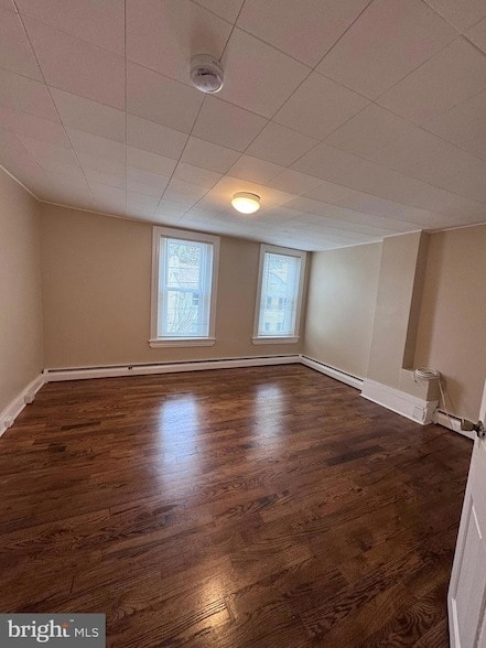 Photo - 105 W Union St