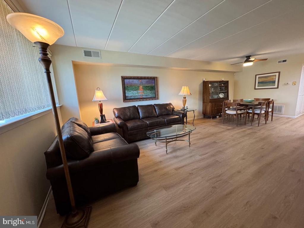 Photo - 10201 Bustleton Ave