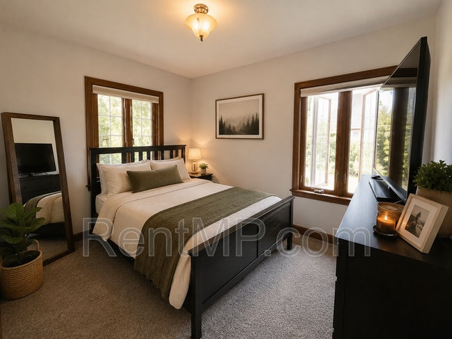 Photo - 706 S Arnold St