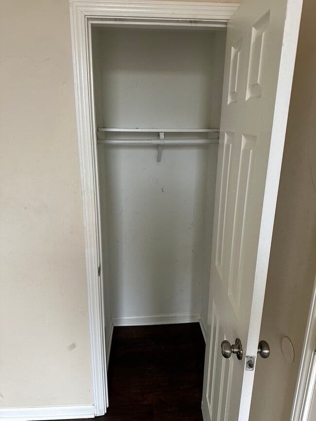 Photo - 321 W 24th St Unit 3R