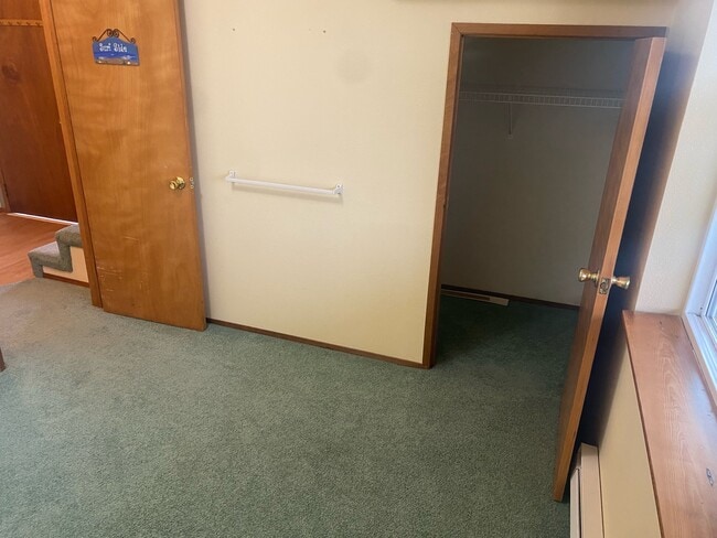 Photo - 934 Starfish Ct SW