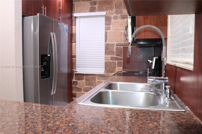 Photo - 19259 SW 118th Pl