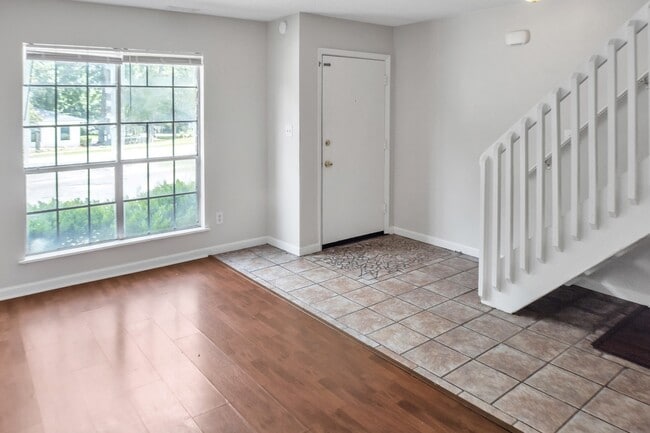 1212 Boone Hill Rd