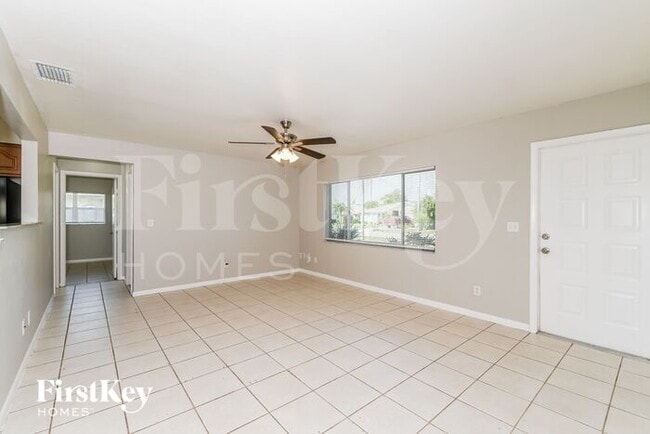 Photo - 1404 SE 30th St