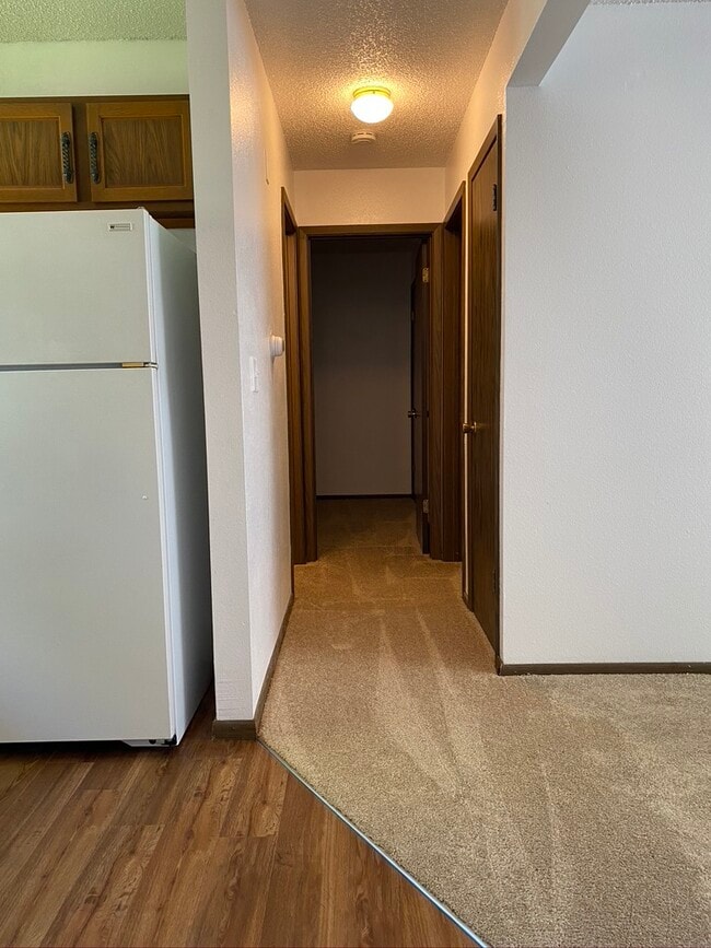 Photo - 280 S Chestnut St