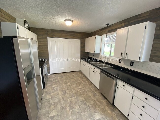 Photo - 3 bed house on corner lot in Post Falls!