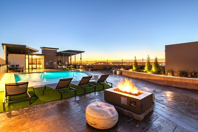 Building Photo - The Cosmopolitan Rental