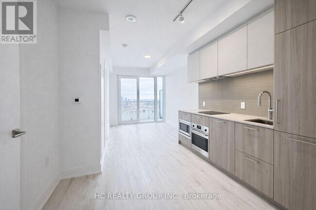 Photo - 36 Olive Ave Unité 2004