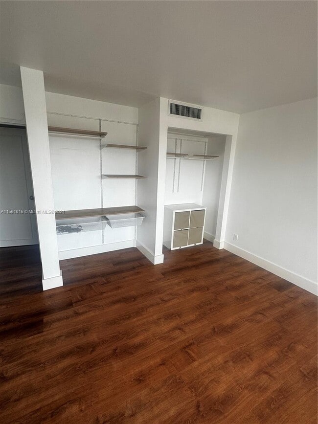 5161 Collins Ave Unit 1118