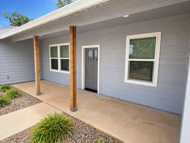 Photo - 3BR Home w/ 2-Car Garage, Tall ceilings & Upgraded Chef's Kitchen