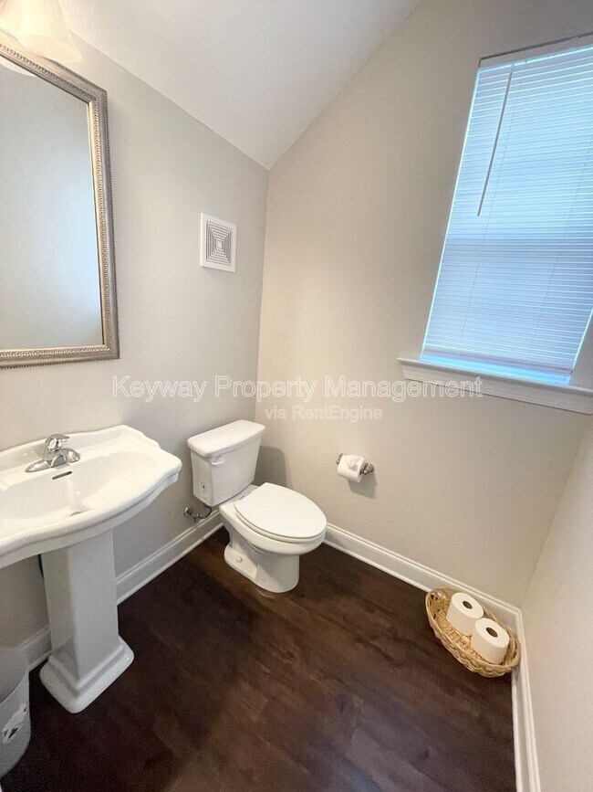 Photo - 1206 Cobblefield Dr