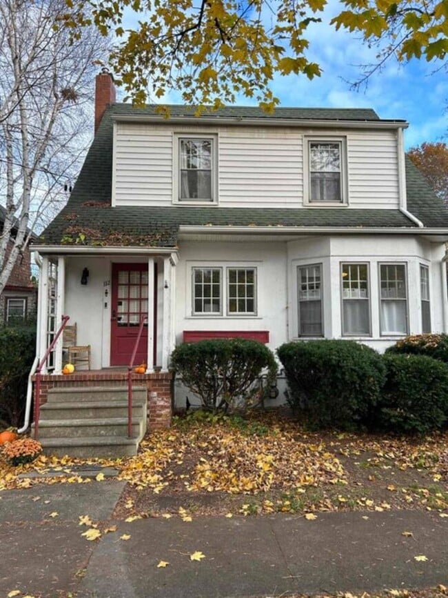 Building Photo - Furnished Single Family House Near Cornell...