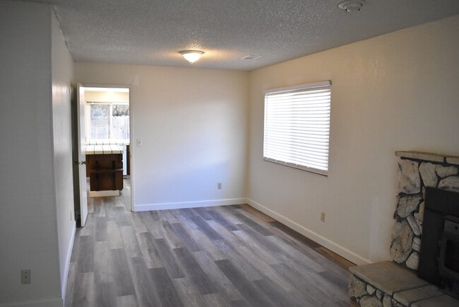 247 Belford Pl