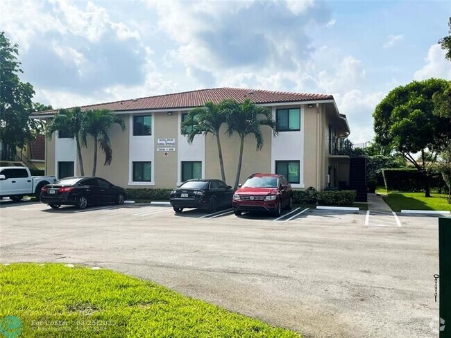 Building Photo - 11452 Royal Palm Blvd Unit 11454 Rental