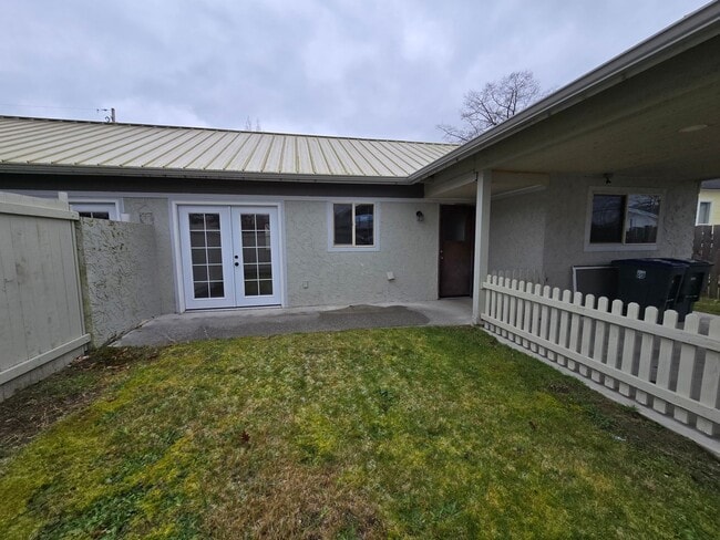 Photo - Tsoulouhas #1 Unit 408