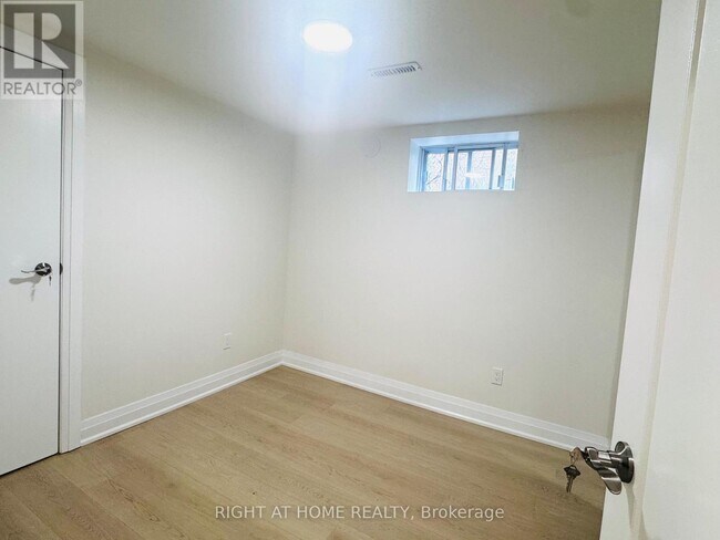 Photo - 26 Goodview Rd