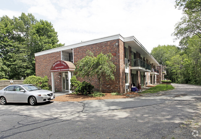 Parkside Apartments - Parkside Apartments