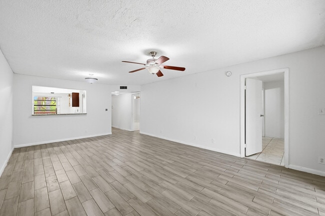 Photo - 2039 Coral Ridge Dr Unit S304