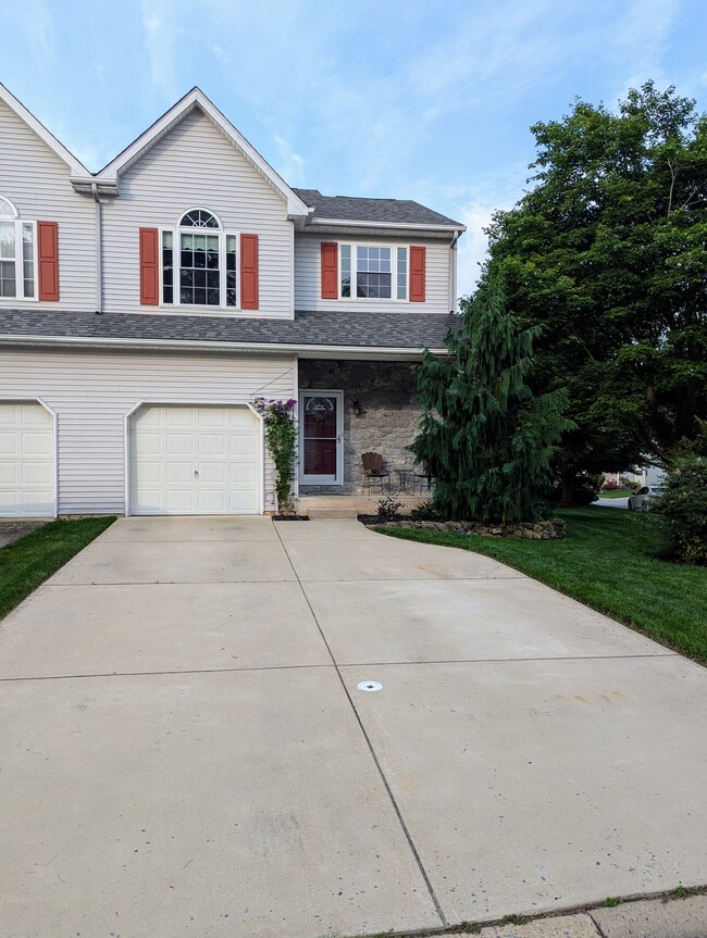 Photo - 9 Degas Cir Townhome