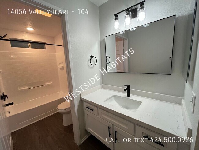 Photo - 14056 Valleyheart Dr Unidad 104