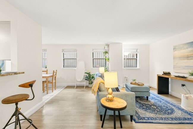 Photo - Spacious & Conveniently Located 2br/2ba on U St Corridor!