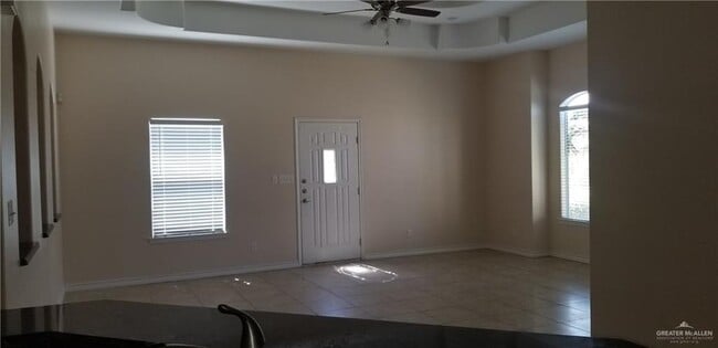 Photo - 14 Irongate Dr