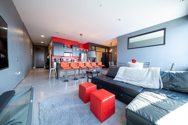 Photo - 5601 Smetana Dr