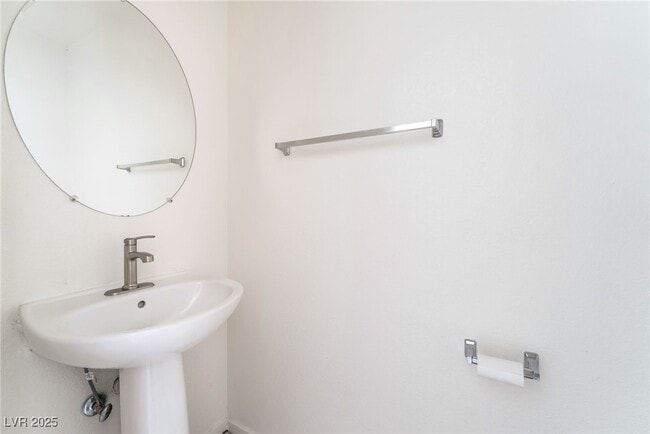 Photo - 505 Escoto Pl