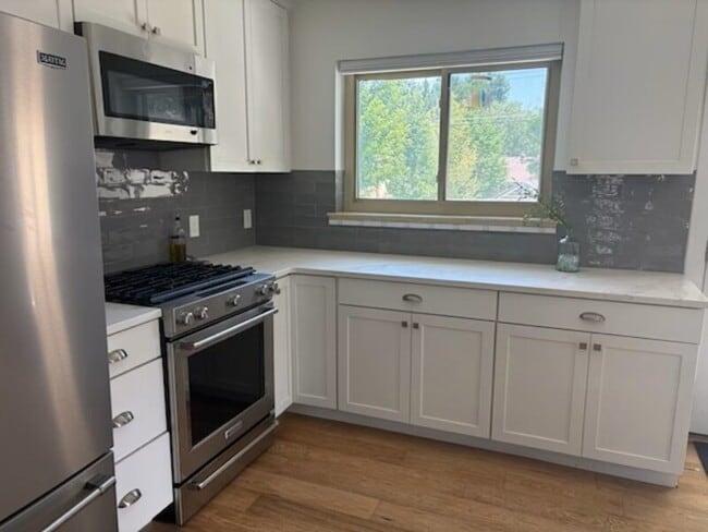 Photo - 550 Dudley St