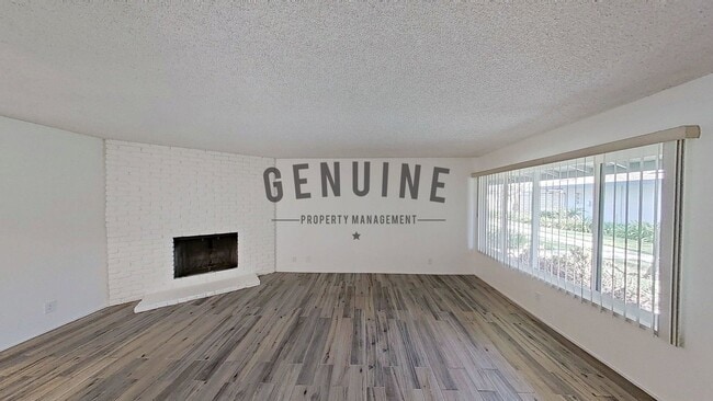 1107 W Memory Ln