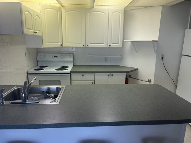 Photo - 638 Gilcrest Rd