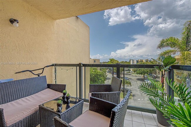 Photo - 11790 SW 18th St Unit 524-3