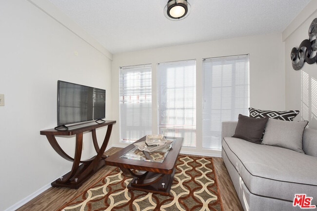 Photo - 3600 Bagley Ave