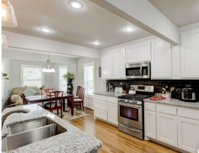 Photo - 2933 S Hills Ave