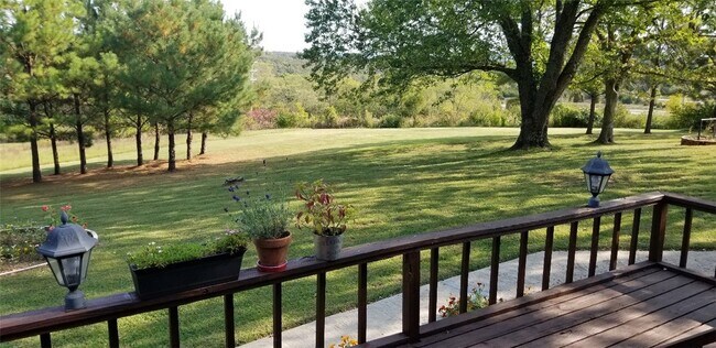 Photo - 101 SW Campbell Rd